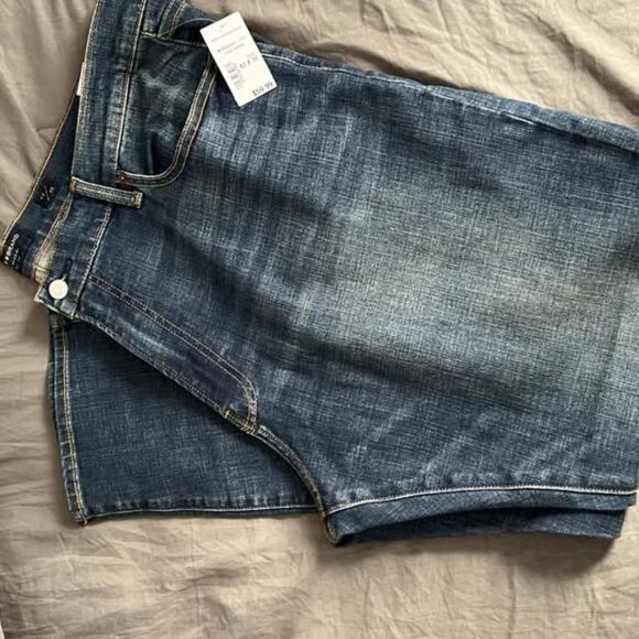 Lucky Brand Dark Wash Jeans - Picture 1 of 1
